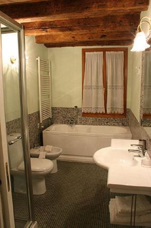 Ca Satriano Apartment Venesia Ruang foto