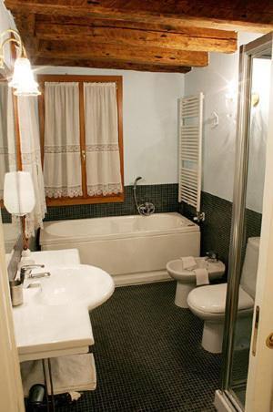 Ca Satriano Apartment Venesia Ruang foto